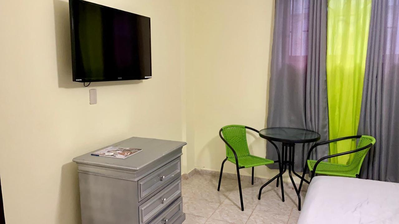 Hotel Maria Bonita Higueey Екстер'єр фото